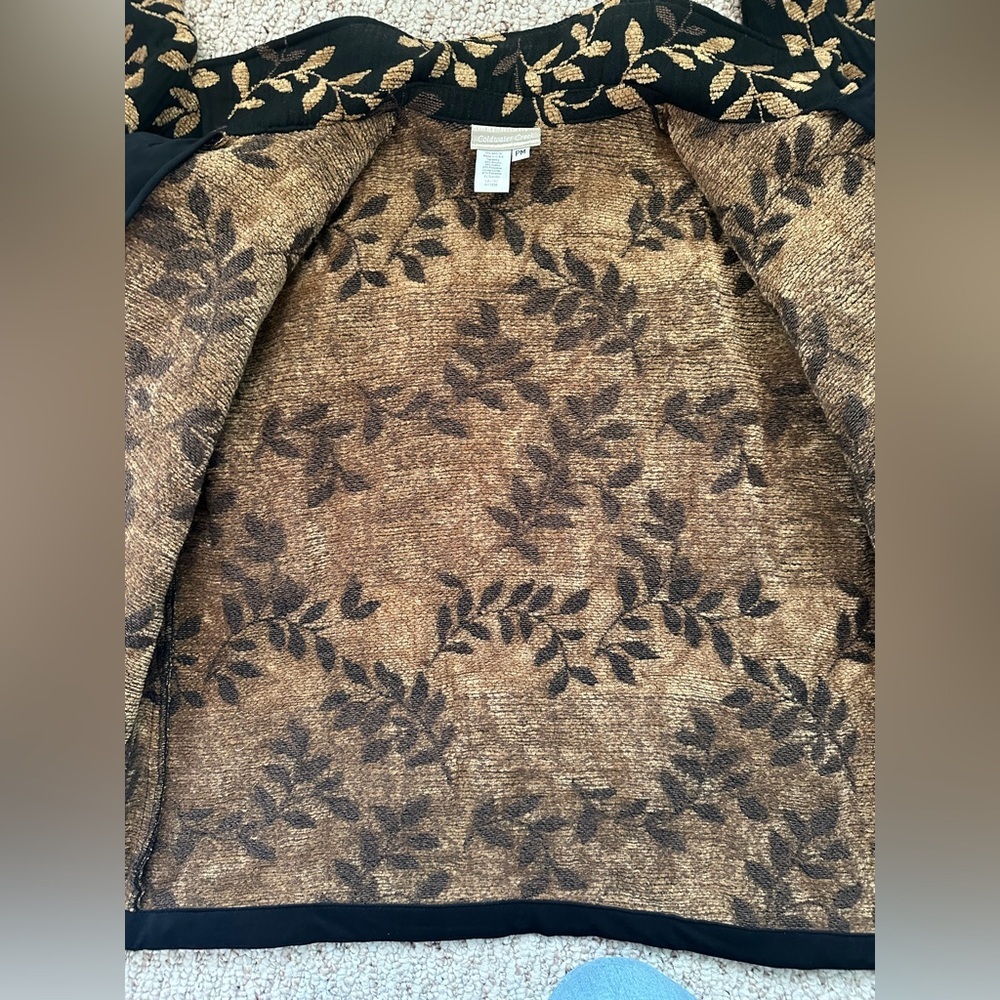 Coldwater Elegant Black Jacket Black with Gold Leaf Pattern size Petite Medium - Picture 7 of 9
